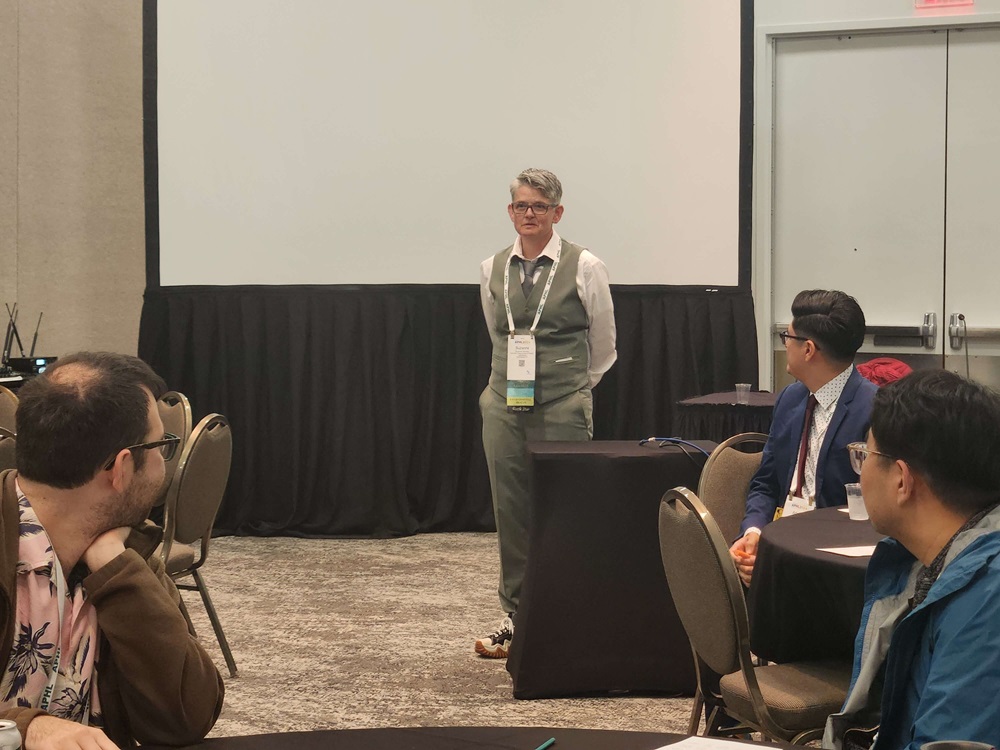 Suzy Stanton, ELAN member and member of the ELAN Action-Centric Team, presenting at the After-Hours Coordinated Event during the APHL 2024 Annual Conference.